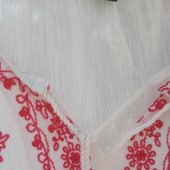 Bandolino Short Sleeve White Blause - Picture 4 of 10